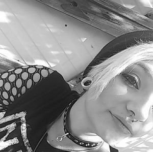 Meet your Posher, Kiley